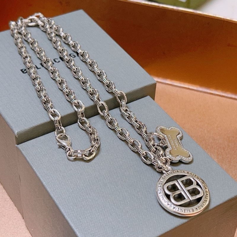 Ba1en*iaga necklaces